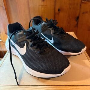 Nike Black and White Sneakers